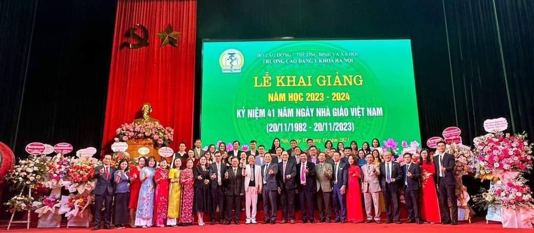 Khai Giản Lớp